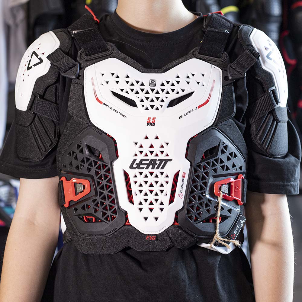 Защита панцирь Leatt Chest Protector 5.5 Pro Evo