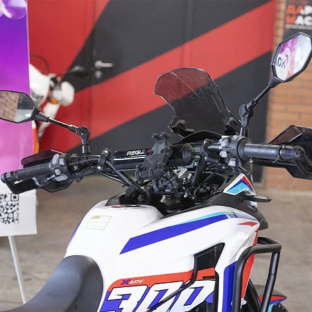 Мотоцикл Regulmoto XADV (Белый/ синий, 200102-1)