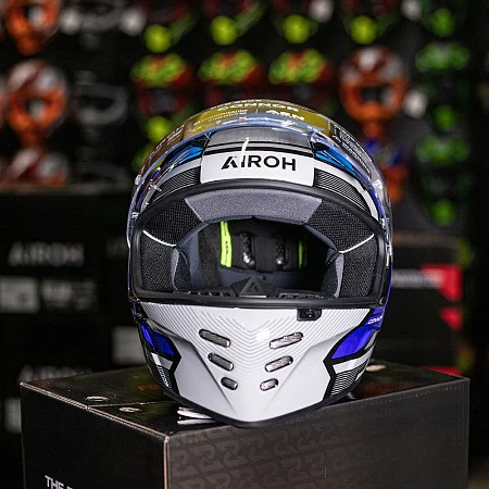 Дорожный шлем Airoh Connor Ego